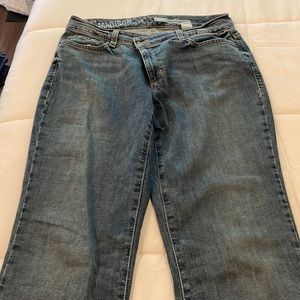 DKNY  Madison  Women’s Blue Jeans size  10R. 32x33